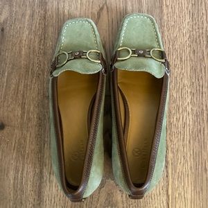 Women’s Cole Haan Sage Green Loafers Leather Suede Size 7 B EUC Shoes
